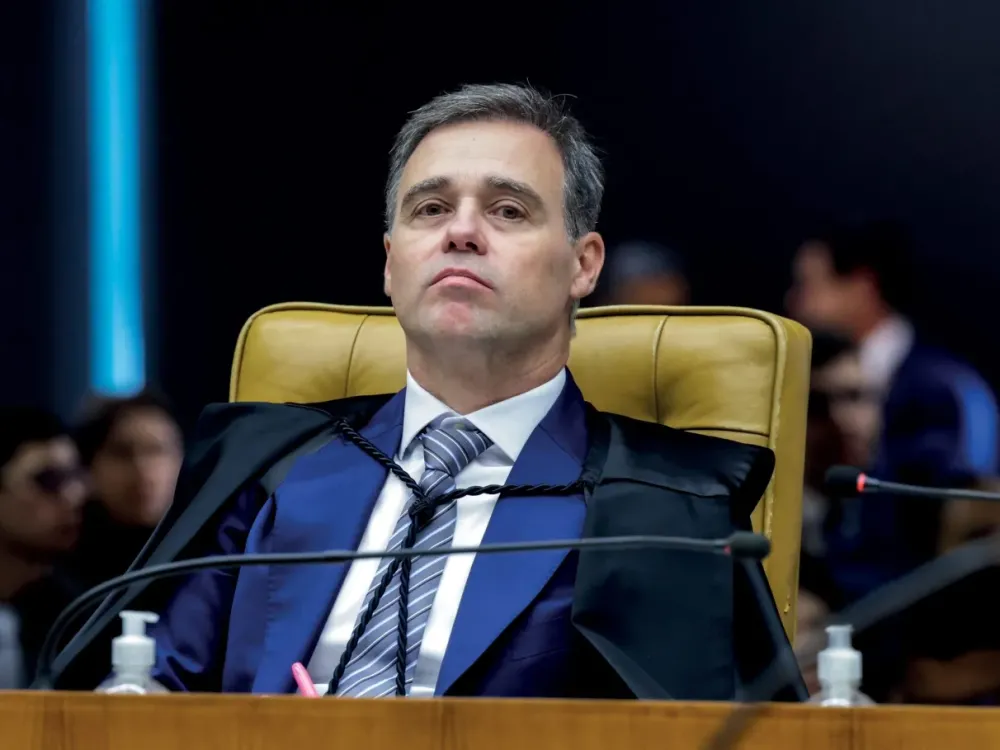 TSE tem 3 a 1 para manter remoção de posts que ligam Flávio Bolsonaro a ataque a Nossa Senhora Aparecida